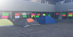 Profesores de Telebachillerato mantienen plantón en SEPyC