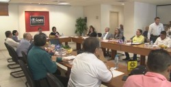 Confirma el TEES el acuerdo del IEES, mujer encabeza listas de diputados