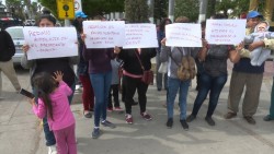 Realizan manifestación para pedir viviendas