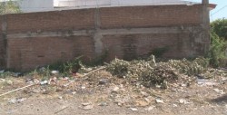 Basurero clandestino en la Lázaro Cárdenas
