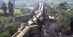 Al menos 12 muertos y 39 heridos en un accidente de tren en Egipto