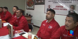 Trabajadores del Sindicato Minero defienden a Napoleón Gómez Urrutia