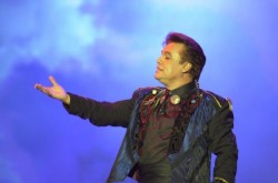 Exmanager asegura que Juan Gabriel está vivo