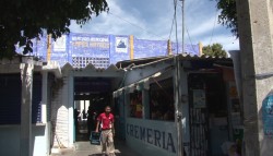 Piden "manita de gato" para el mercado López Mateos