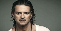 Ricardo Arjona es citado nuevamente por litigio con empresario dominicano
