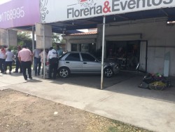 Daños materiales cuantiosos deja accidente tipo choque