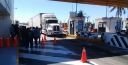 Productores de frijol se plantan en Caseta de Alhuey Angostura