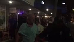 Participan turistas en trifulca en Olas Altas