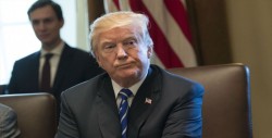 Exmodelo de Playboy impone demanda para anular pacto de silencio sobre Trump