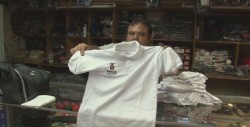 Contentos textileros con anuncio de gobernador para entregar dos uniformes escolares