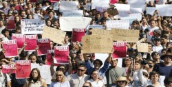 Marchan en Jalisco por estudiantes de cine desaparecidos