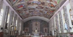 Replica de capilla Sixtina hecha por mexicano