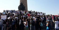Sumaban 5 estudiantes desaparecidos; localizan a una joven