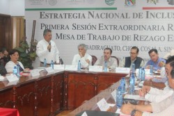 Meta para este año alfabetizar a 83 mil sinaloenses