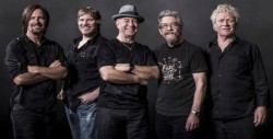 The Creedence Clearwater Revisited en Mazatlán
