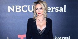 Aracely Arámbula causa furor por este video con poca ropa