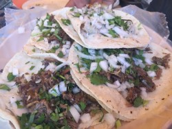 Los tacos, la comida favorita de motociclistas