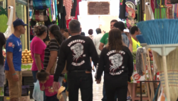 Locatarios de mercado favorecidos por turistas