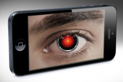 ¿Tu celular te espía? Cuidado con la cámara y micrófono
