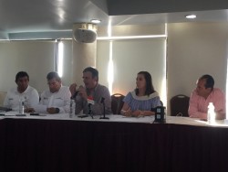 La pesca está abandona en México: Marcelo Ebrard