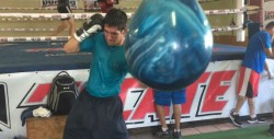 La "Máquina" Parra va por otro nocaut