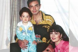 Eugenio Derbez quita a Victoria Ruffo de antigua foto familiar