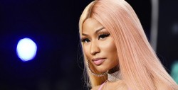 #Foto ¡Este fue el traje con el que Nicki Minaj sorprendió!