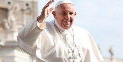 El papa pide concordia y paz para los católicos de Nigeria tras el ataque