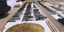 Ejército presenta enorme arsenal decomisado en Tamaulipas