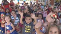 Alegres festejan el Día del Niño