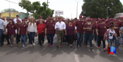 Aparecen PRI y Morena en Desfile del trabajo