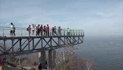 Urge implementar medidas de seguridad en mirador de cristal: Regidor