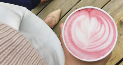 ¿Ya probaste el pink latte?