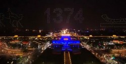 1,374 drones protagonizaron increíble espectáculo en el aire