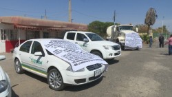 Gasolineros se manifiestan en las instalaciones de Pemex