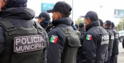 Detienen a 113 falsos policías en el centro de México