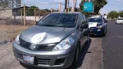 Atropellan a mujer, está grave