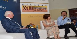Conversatorio: “La extraña musa de Jaime Labastida o cómo convertirse en poeta”