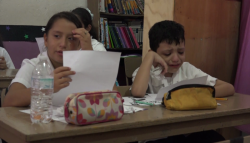 Emotivo ensayo de estudiantes