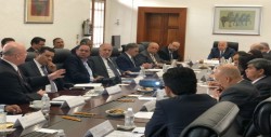 Analizan problemas financieros de las universidades