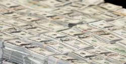 Decomisan casi 1 millón dólares en Santo Domingo y detienen tres extranjeros