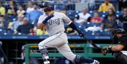 Christian Villanueva imparable en Grandes Ligas