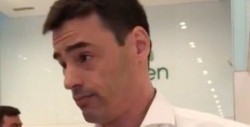 Abogado neoyorquino acusado de racismo pide disculpas