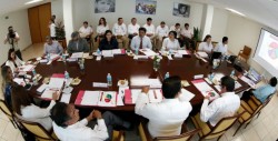 Presentan proyectos sociales y de infraestructura