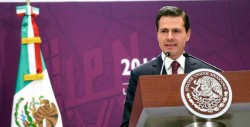 Peña Nieto condena violencia y promete "paz y seguridad" durante comicios