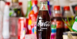 Coca-Cola lanza su primera bebida alcohólica