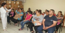 IMSS capacita en nutrición a mujeres embarazadas y periodo de lactancia
