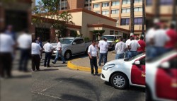 Se ofrece Alcalde como mediador en conflicto transportista