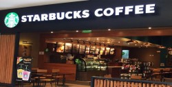 Strabucks cierran en EE.UU. para que empleados tomen curso contra el racismo