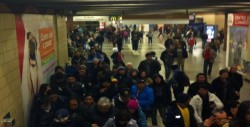 Desalojan una estación de metro en Bruselas por un aviso de bomba